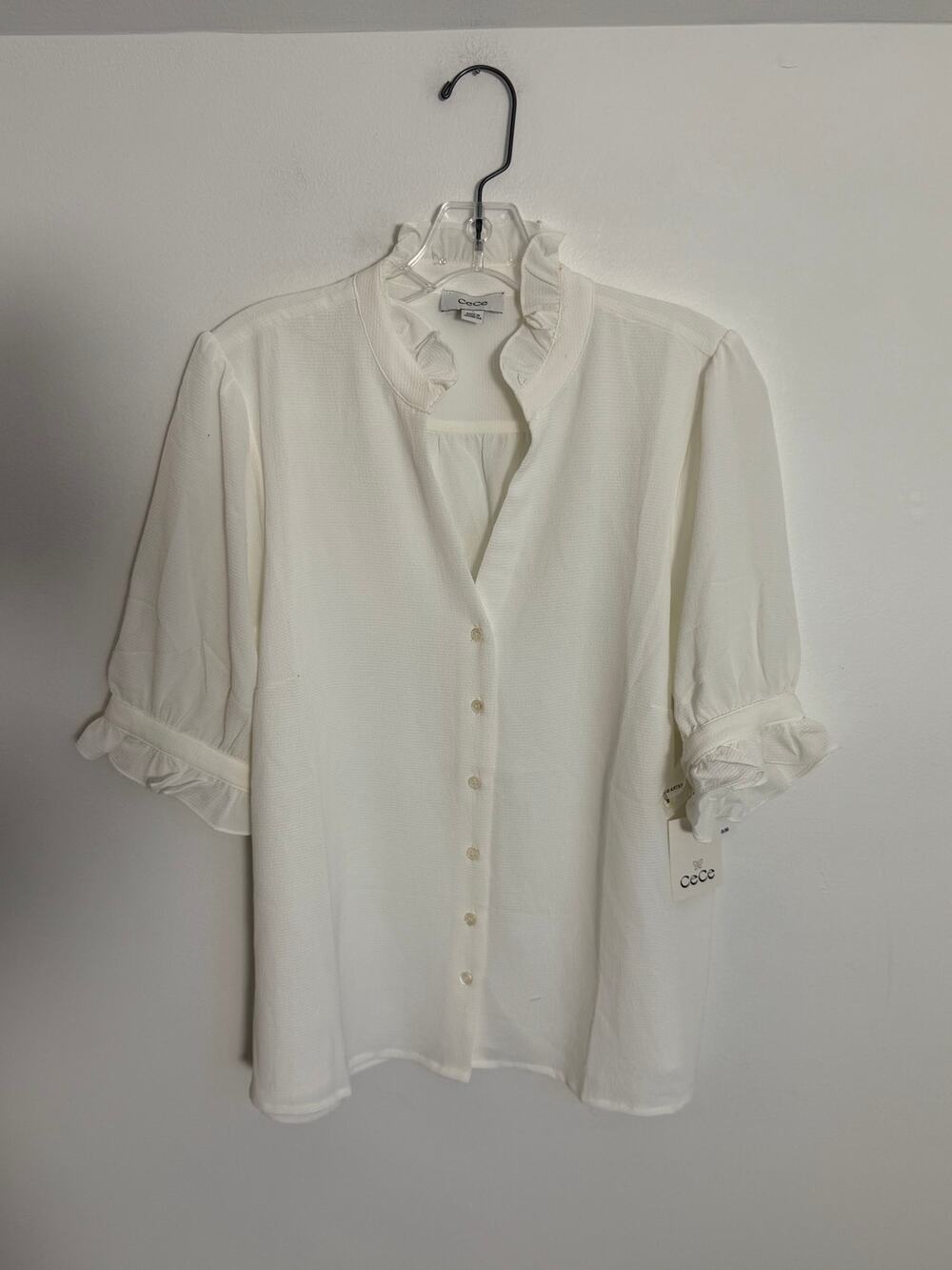Cece Ruffle neck Button down blouse NWT size large